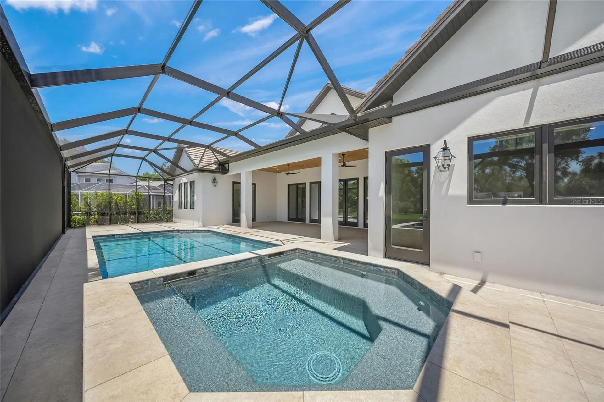 1575 Eastbrook Drive Sarasota FL 34231