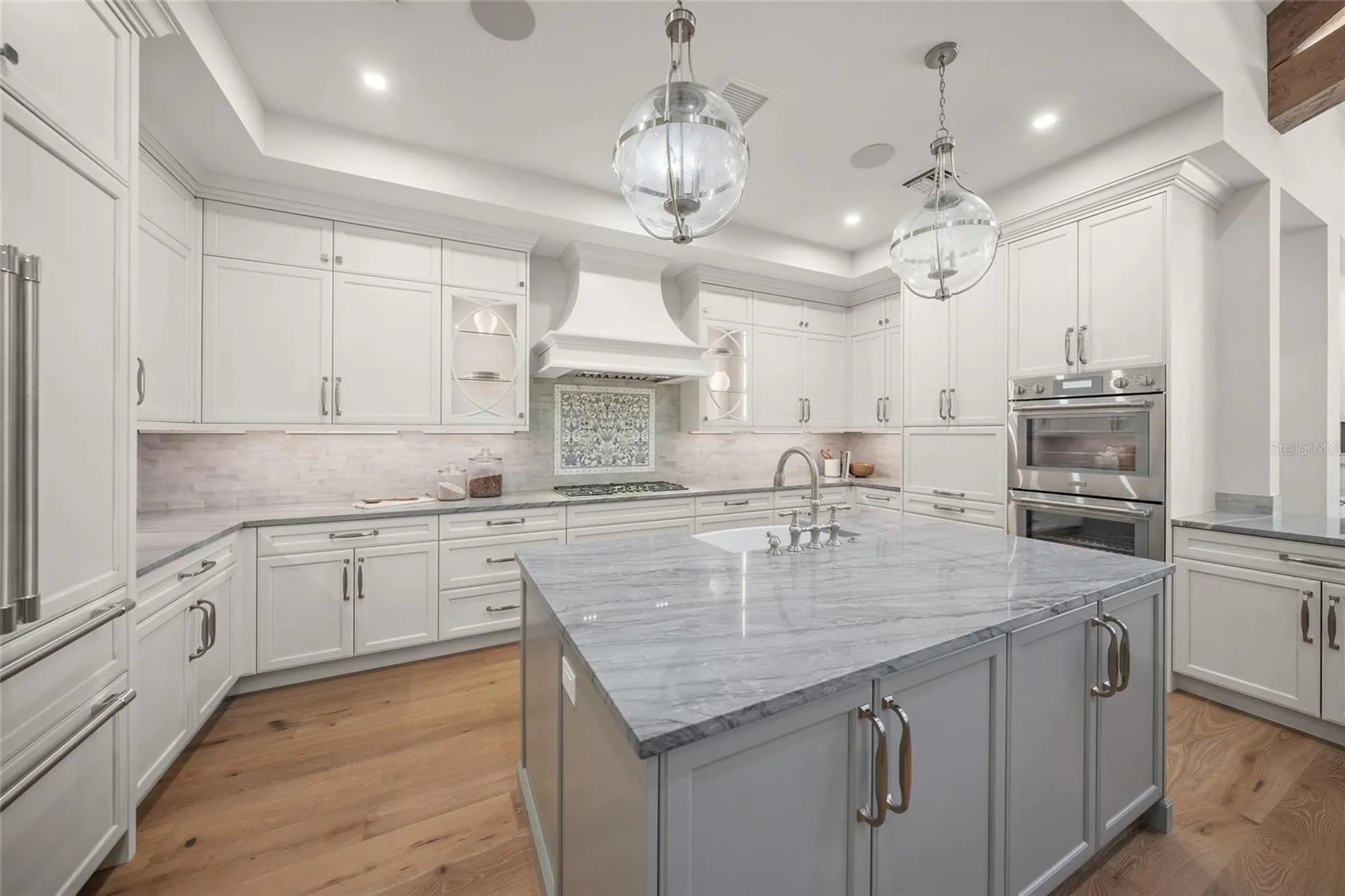 1575 Eastbrook Drive Sarasota FL 34231