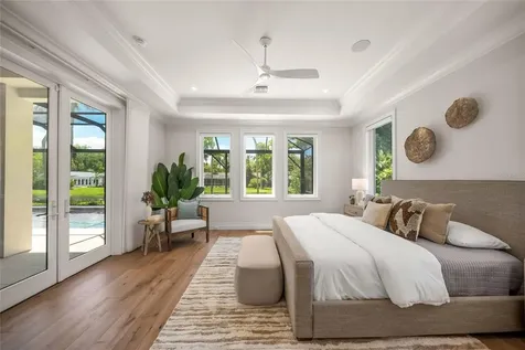 1575 Eastbrook Drive Sarasota FL 34231