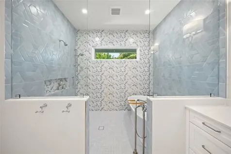 1575 Eastbrook Drive Sarasota FL 34231