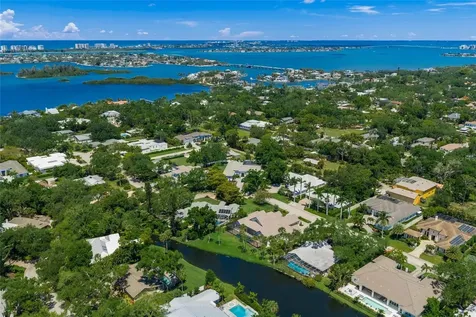 1575 Eastbrook Drive Sarasota FL 34231