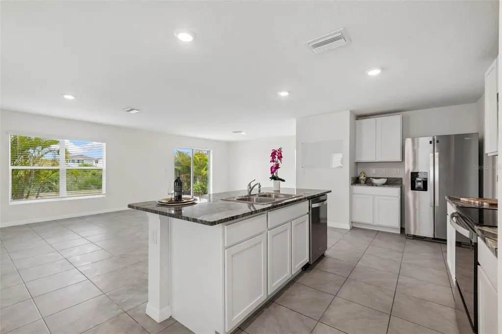 5254 Rocky Coast Place Palmetto FL 34221