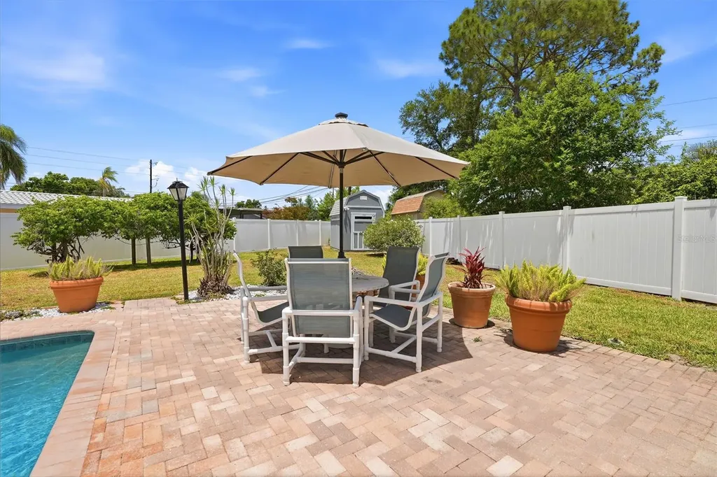 9760 136th Street Seminole FL 33776