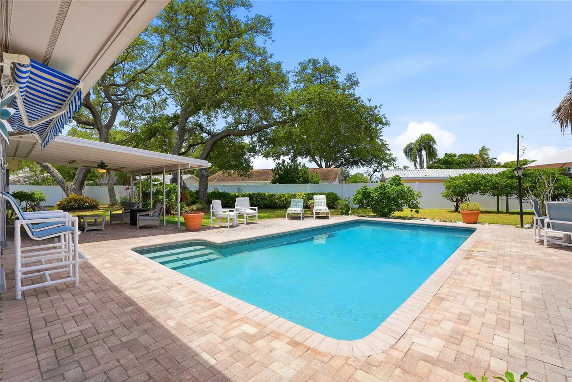 9760 136th Street Seminole FL 33776