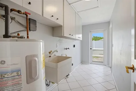 9760 136th Street Seminole FL 33776