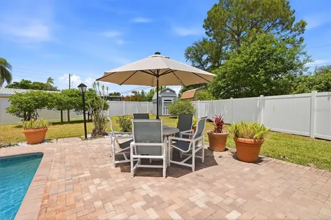 9760 136th Street Seminole FL 33776