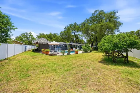 9760 136th Street Seminole FL 33776