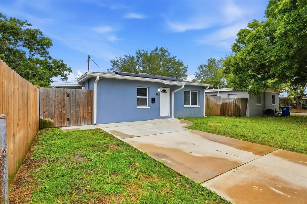 3538 71st Street N St Petersburg FL 33710