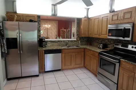 6101 34th Street W Bradenton FL 34210