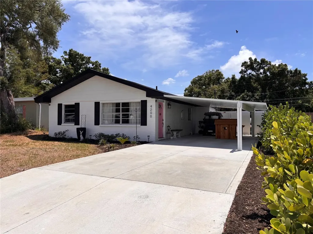 4200 42nd Avenue N St Petersburg FL 33714