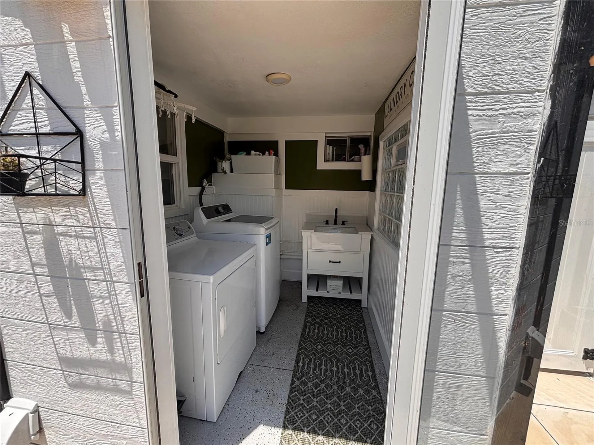 4200 42nd Avenue N St Petersburg FL 33714