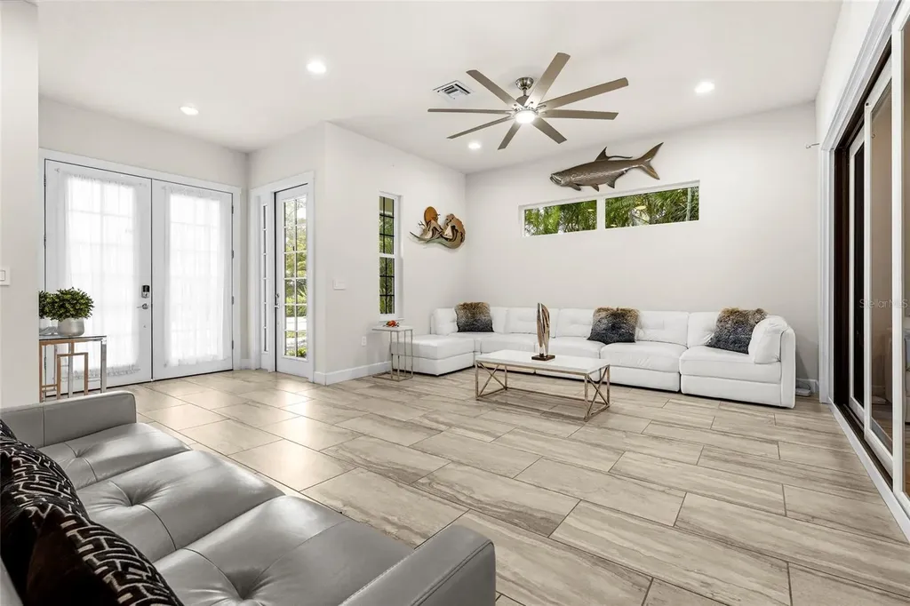 1775 7th Street Sarasota FL 34236