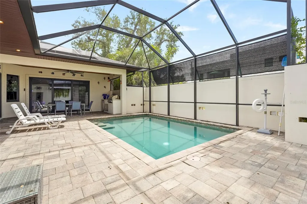 1775 7th Street Sarasota FL 34236