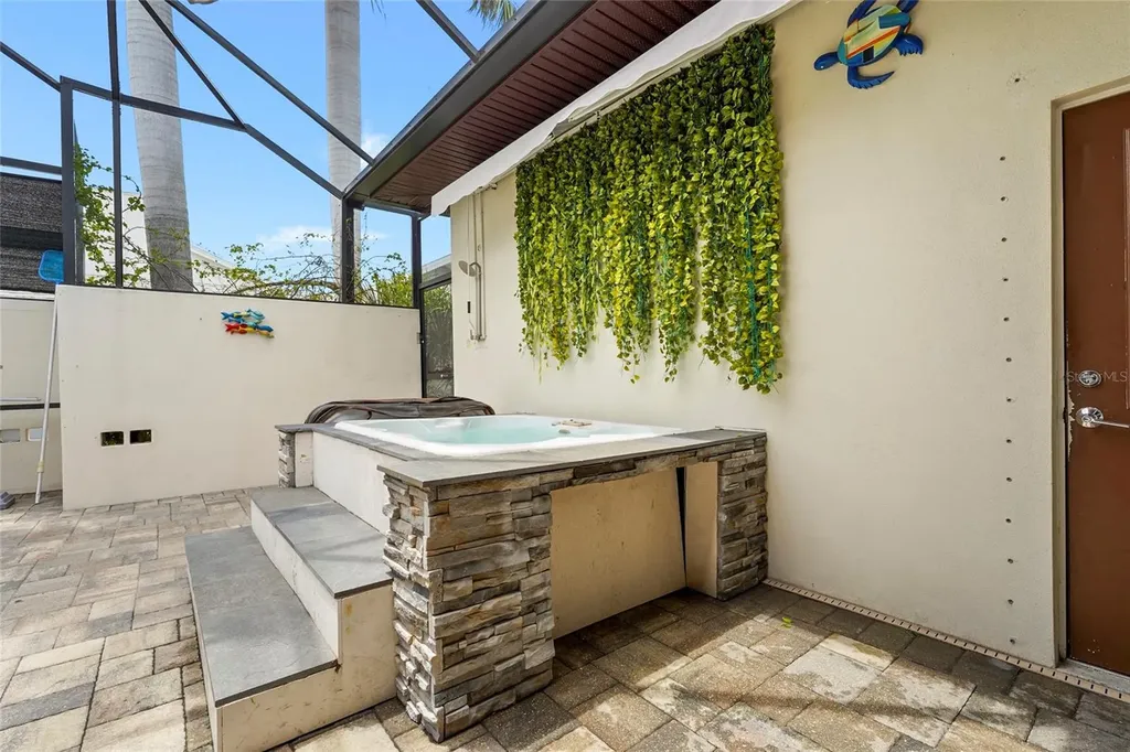 1775 7th Street Sarasota FL 34236