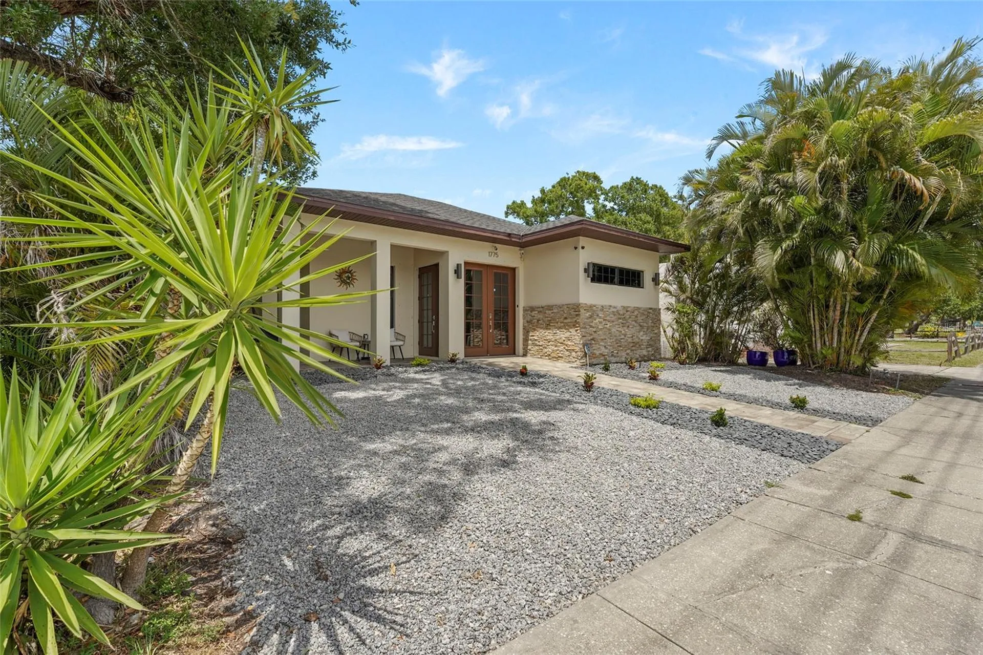 1775 7th Street Sarasota FL 34236