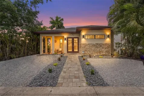 1775 7TH Street Sarasota FL 34236