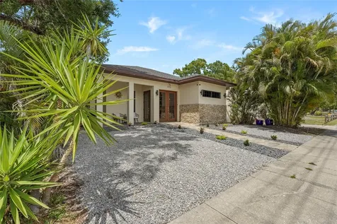 1775 7th Street Sarasota FL 34236