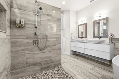 1775 7th Street Sarasota FL 34236
