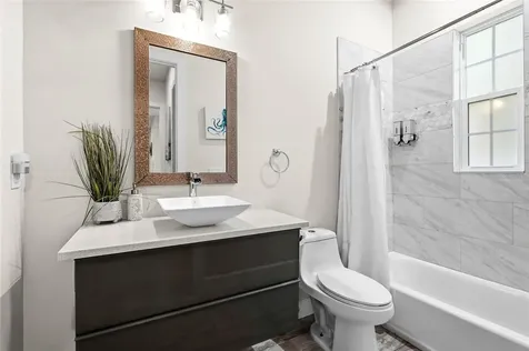 1775 7th Street Sarasota FL 34236