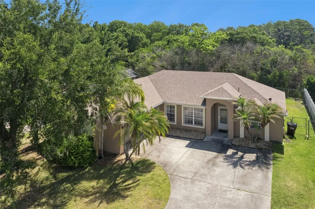 3203 Sawgrass Creek Circle St Cloud FL 34772
