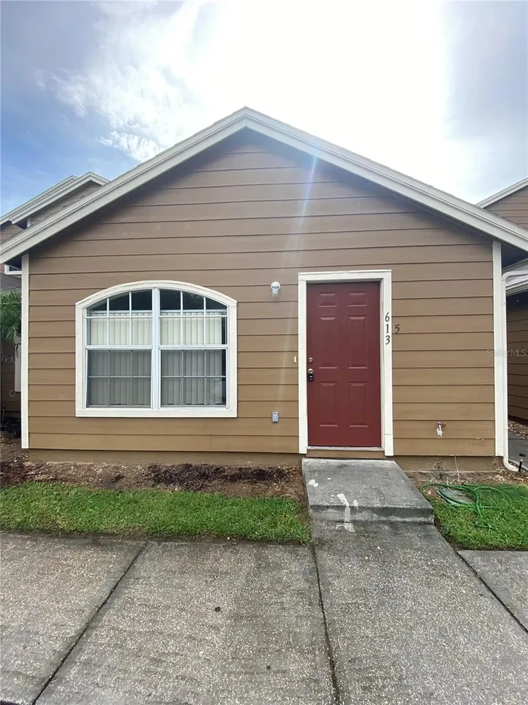 613 Coconut Palm Way Davenport FL 33897