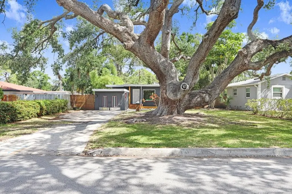 779 Bayou Boulevard S St Petersburg FL 33705