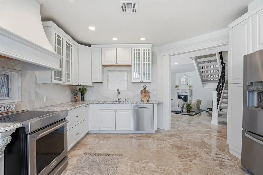 18740 Wimbledon Circle Lutz FL 33558