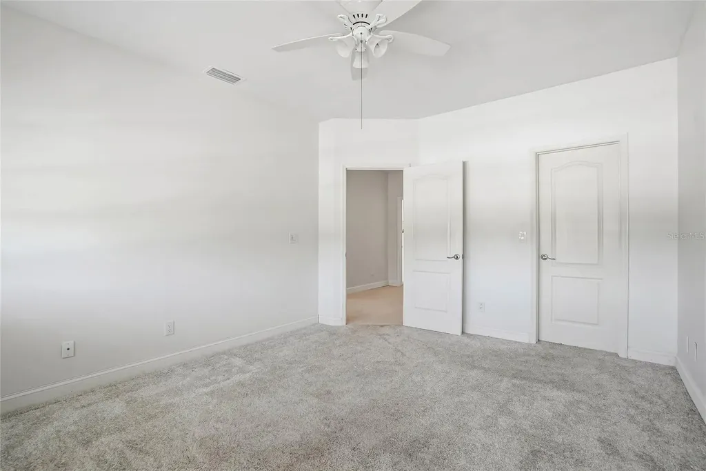 18740 Wimbledon Circle Lutz FL 33558