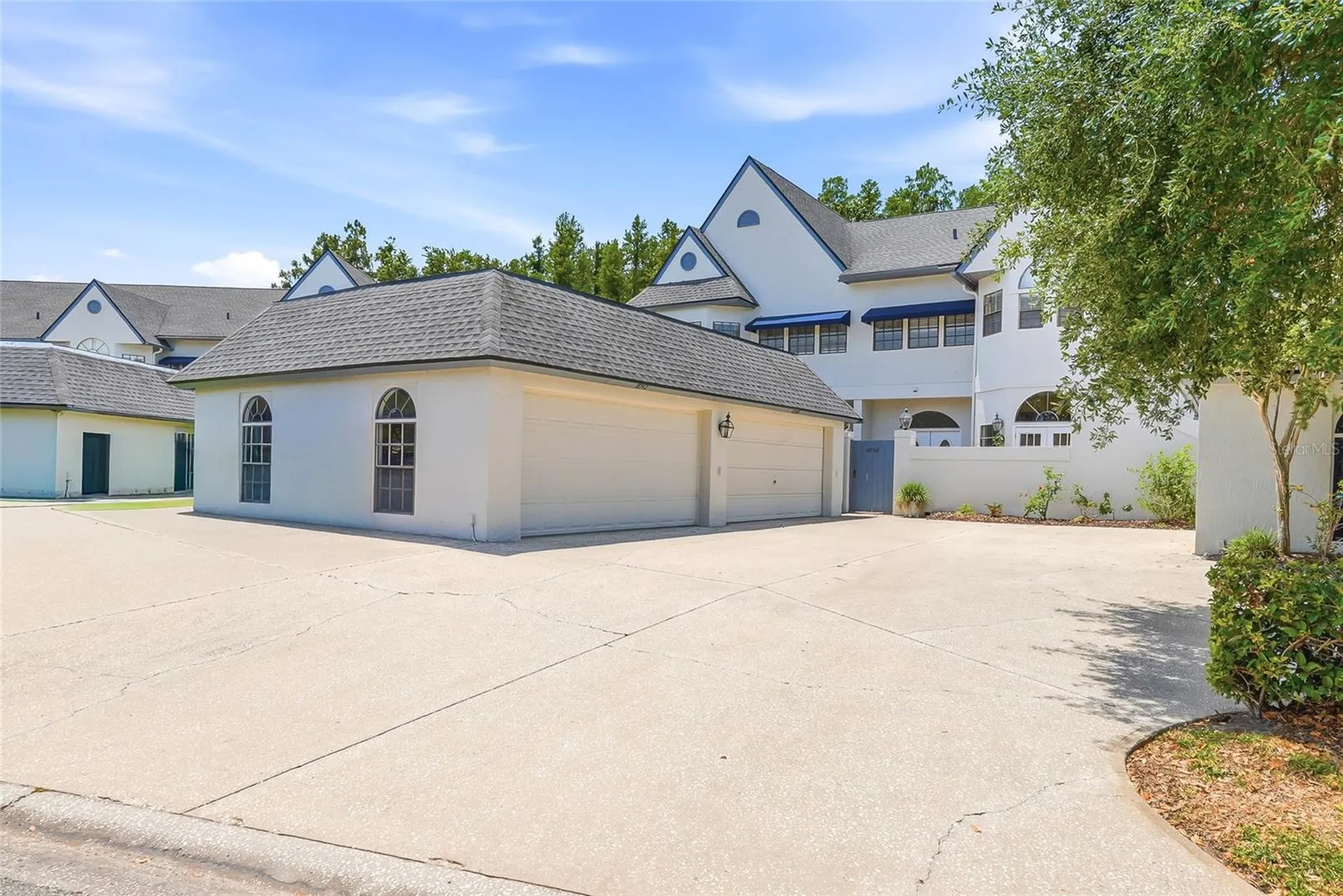 18740 Wimbledon Circle Lutz FL 33558