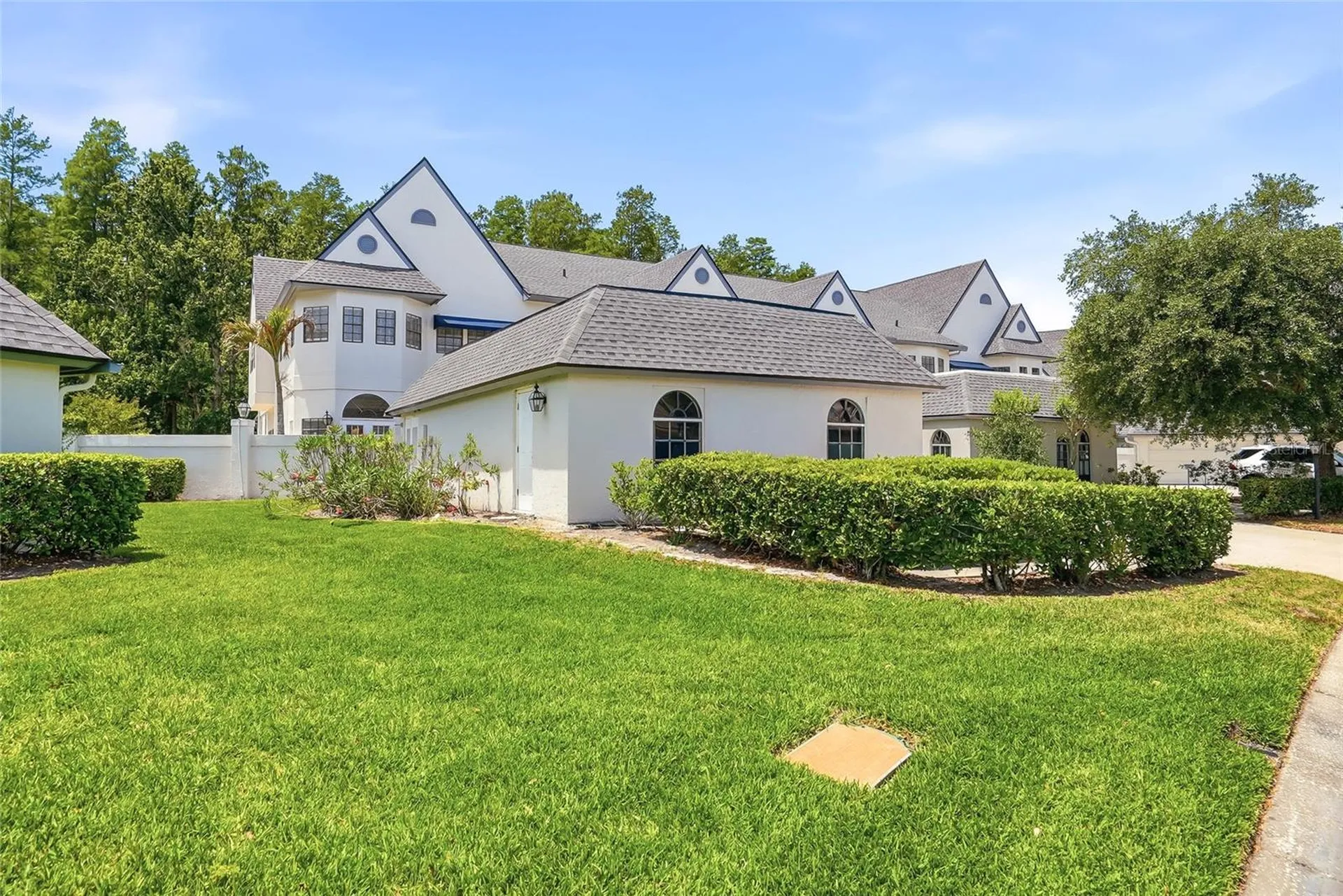 18740 Wimbledon Circle Lutz FL 33558