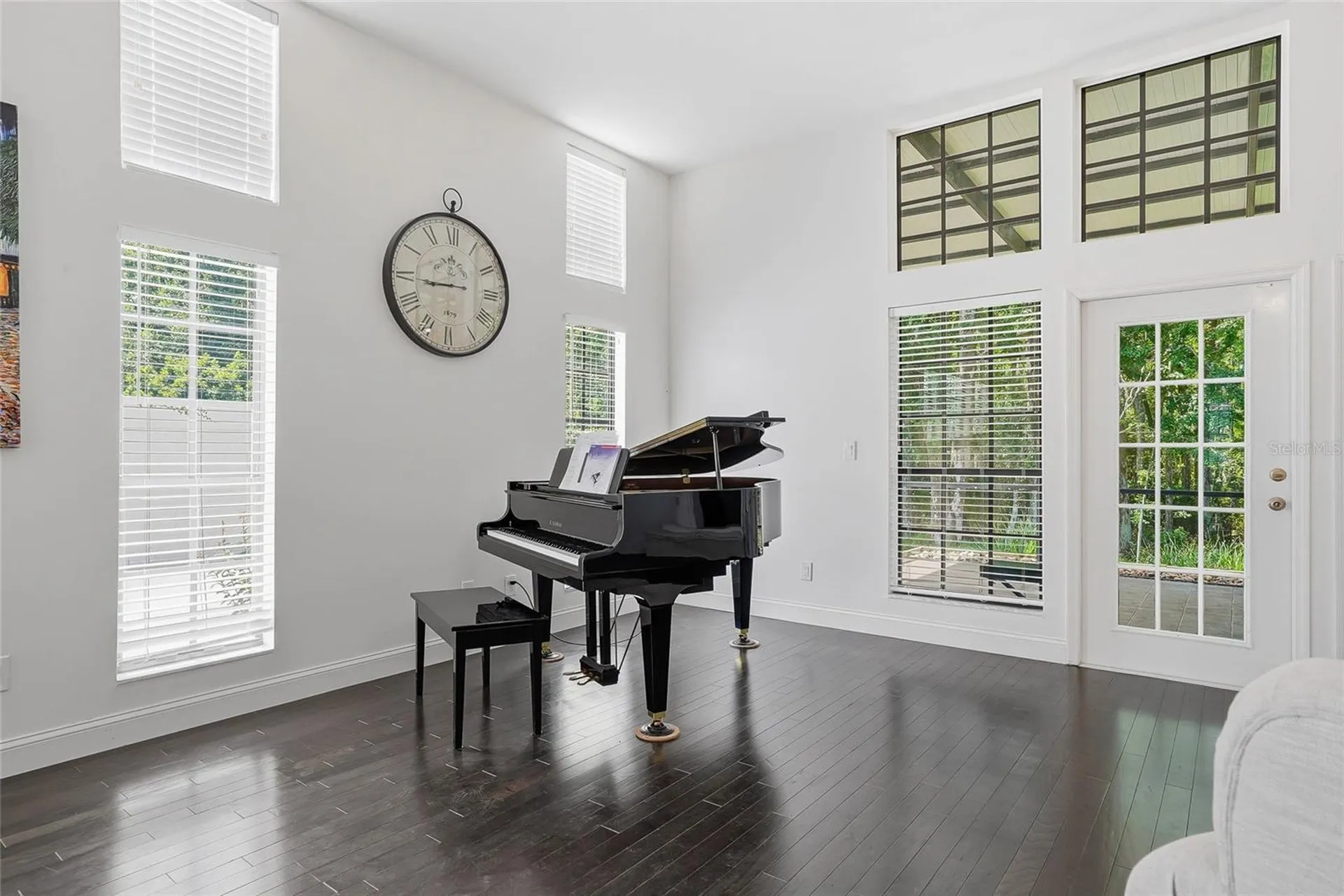 18740 Wimbledon Circle Lutz FL 33558