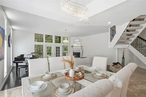 18740 Wimbledon Circle Lutz FL 33558