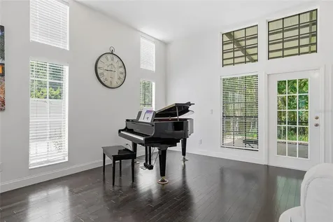 18740 Wimbledon Circle Lutz FL 33558
