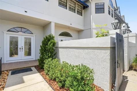 18740 Wimbledon Circle Lutz FL 33558