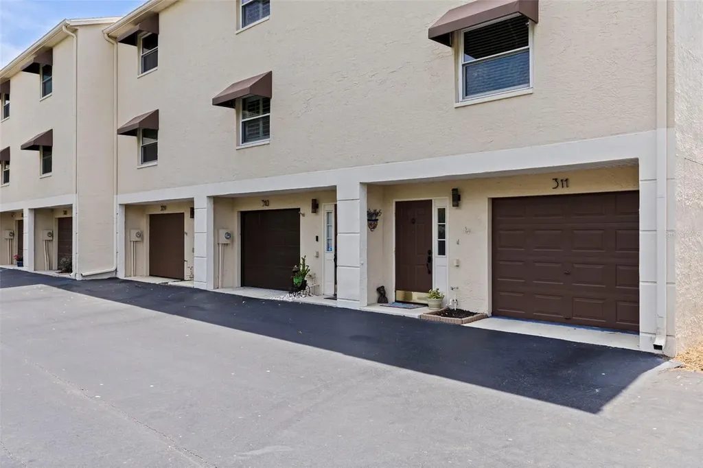 465 Pinellas Bayway S Tierra Verde FL 33715