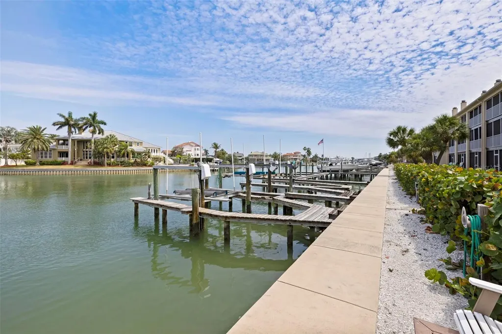 465 Pinellas Bayway S Tierra Verde FL 33715