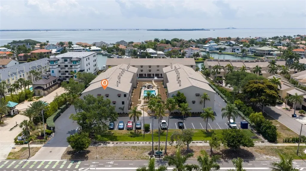 465 Pinellas Bayway S Tierra Verde FL 33715