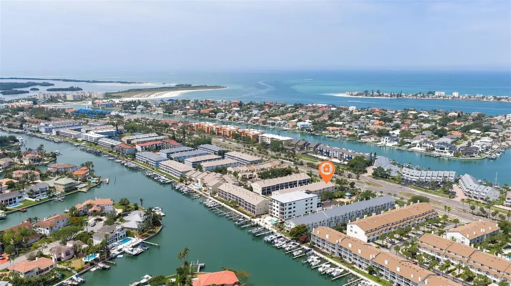 465 Pinellas Bayway S Tierra Verde FL 33715