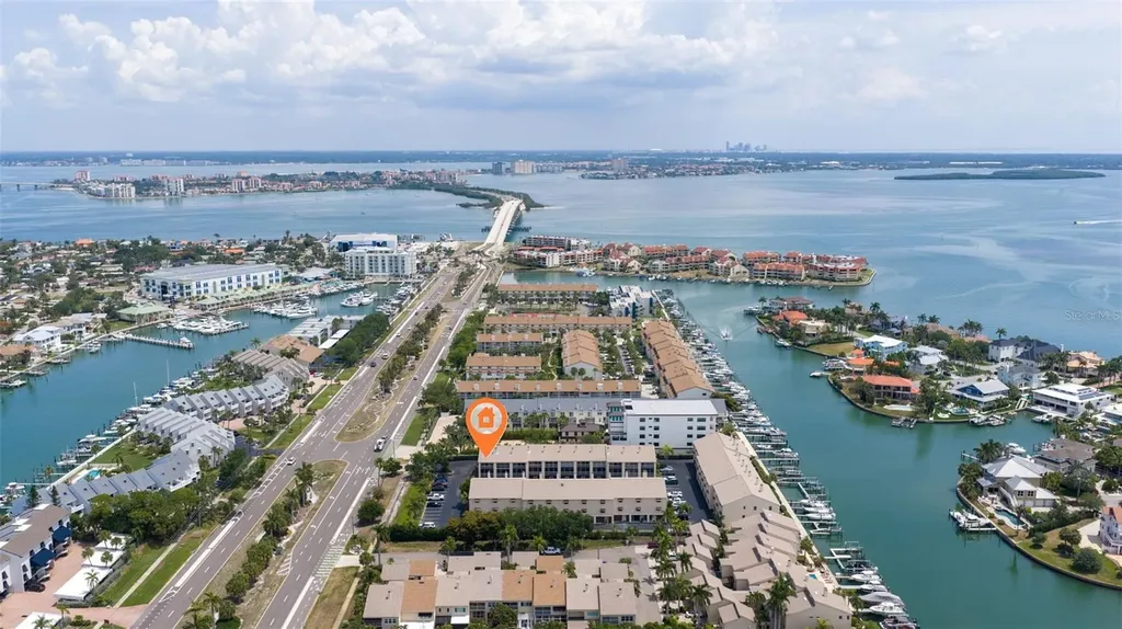 465 Pinellas Bayway S Tierra Verde FL 33715