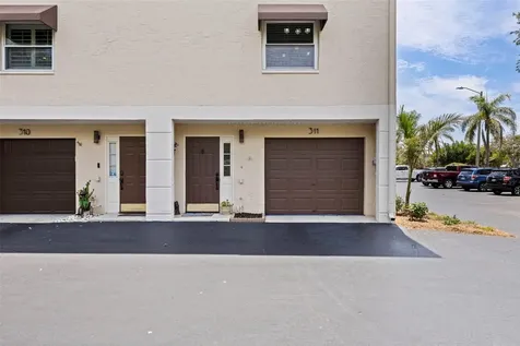 465 Pinellas Bayway S Tierra Verde FL 33715