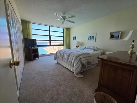7700 Sun Island Drive S South Pasadena FL 33707