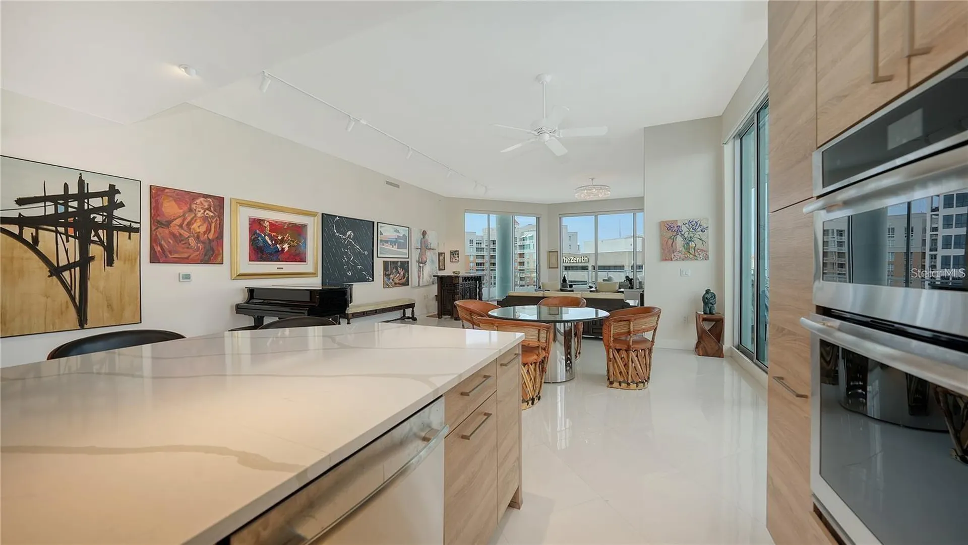 111 S Pineapple Avenue Sarasota FL 34236