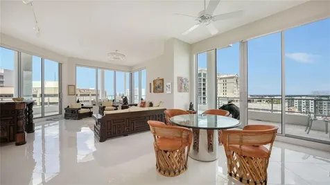 111 S Pineapple Avenue Sarasota FL 34236