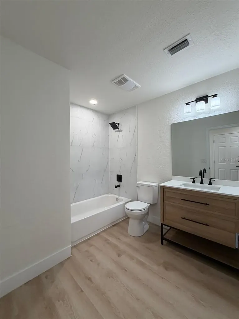 5342 Broken Pine Circle Orlando FL 32818