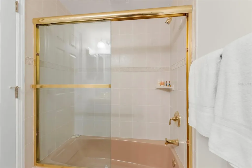 1695 Pinellas Bayway S Tierra Verde FL 33715