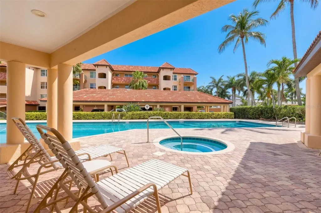1695 Pinellas Bayway S Tierra Verde FL 33715