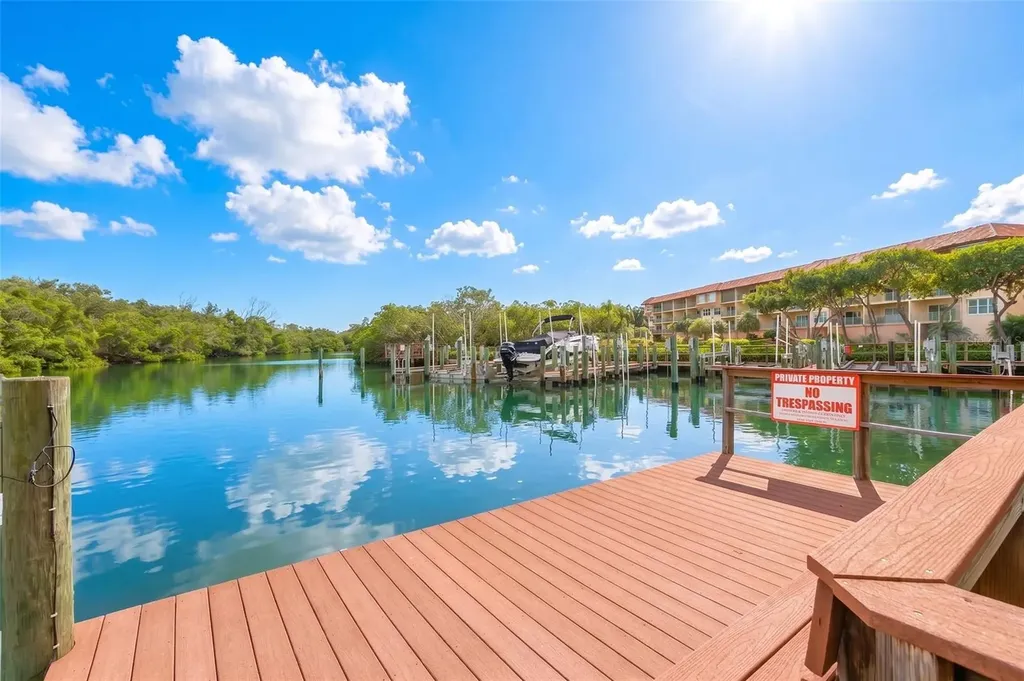 1695 Pinellas Bayway S Tierra Verde FL 33715