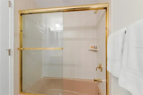 1695 Pinellas Bayway S Tierra Verde FL 33715