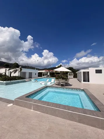 Urb Los Suenos Calle Cielo Gurabo PR 00778