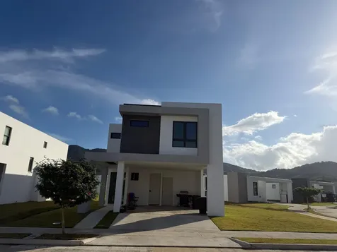 Urb Los Suenos Calle Cielo Gurabo PR 00778